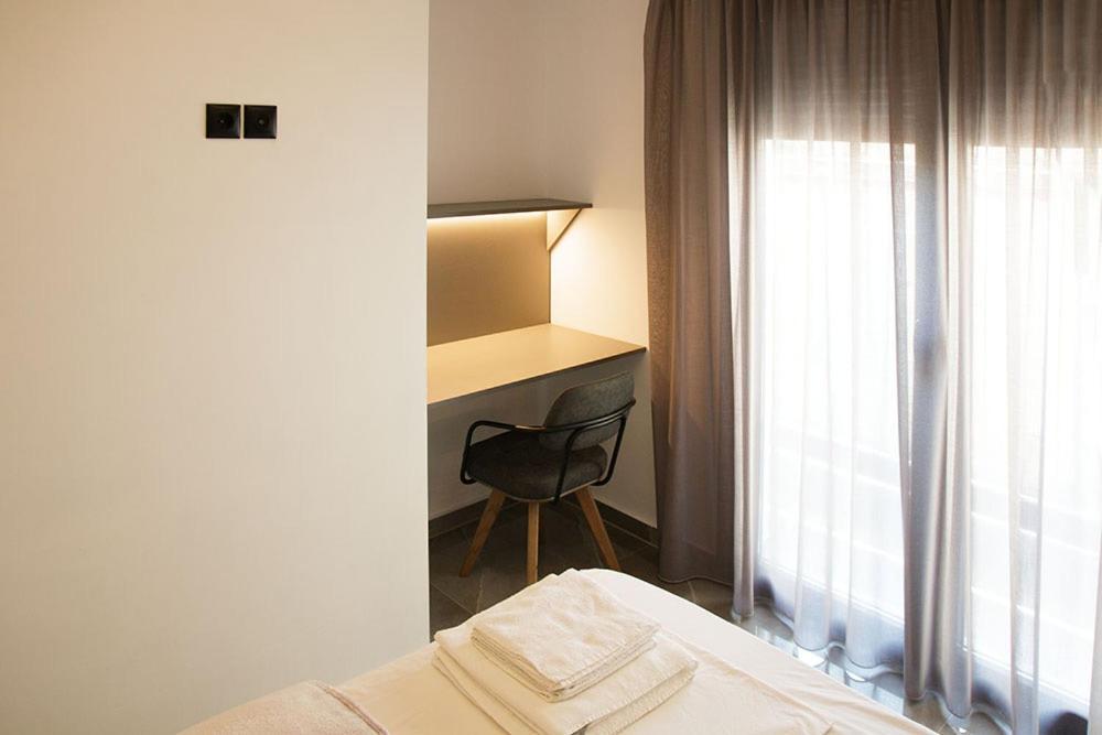 P J Luxury Suites Serres Exterior foto